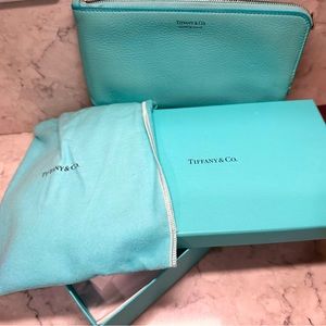 Tiffany & Co Luxury Authentic Wallet